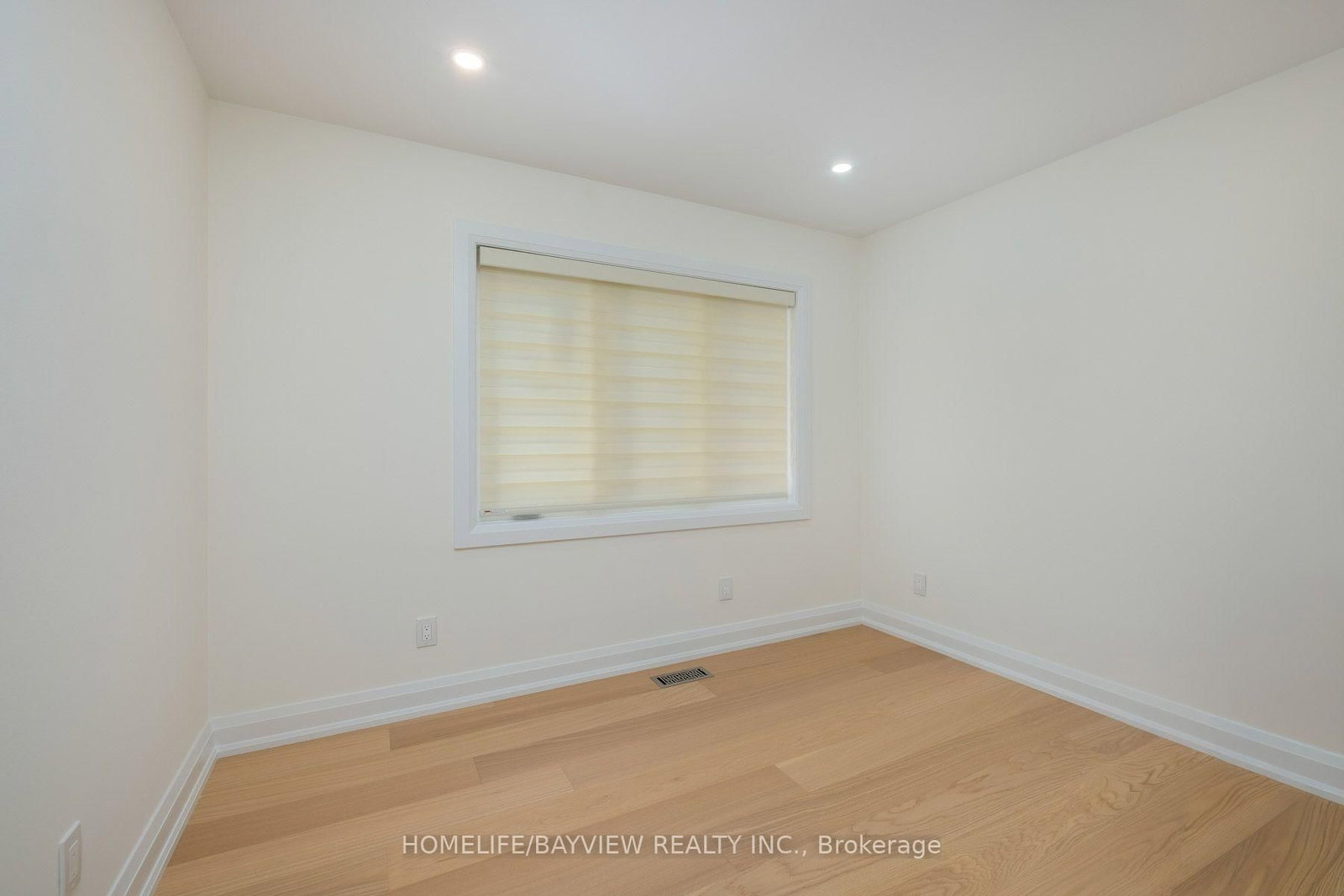 164 Steeles Avenue E • Markham, ON photo 22