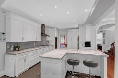 167 Brule Trail • King, ON photo 8