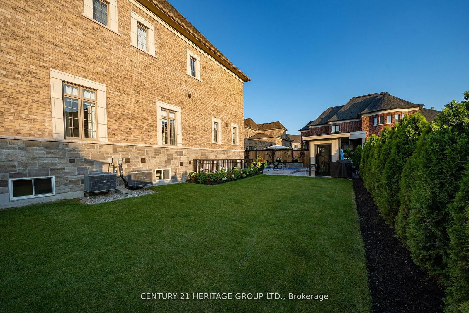 43 Sir Henry Court • King, ON photo 14