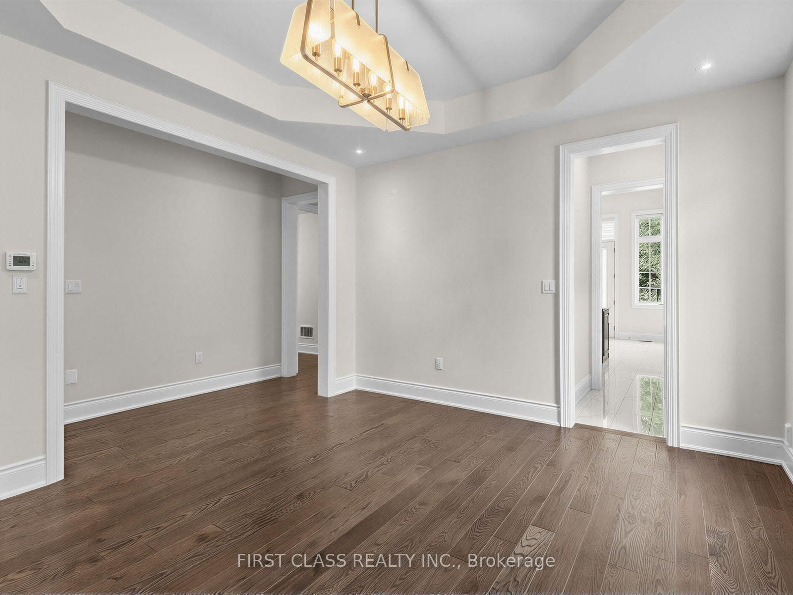 16 Macdonald Court • Richmond Hill, ON photo 11