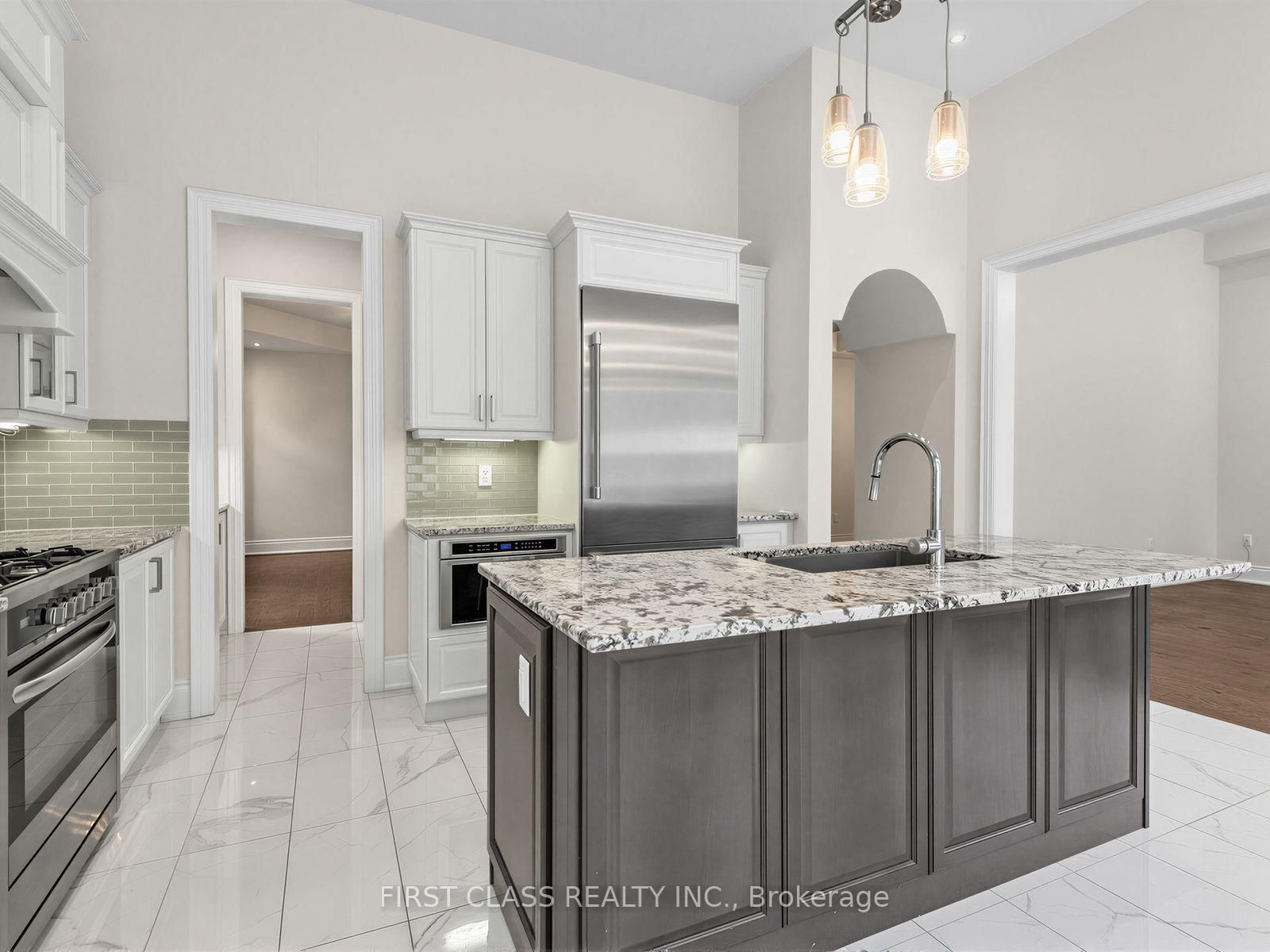 16 Macdonald Court • Richmond Hill, ON photo 14