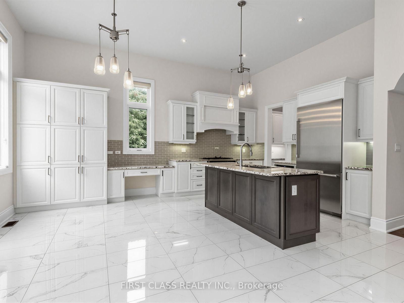 16 Macdonald Court • Richmond Hill, ON photo 19