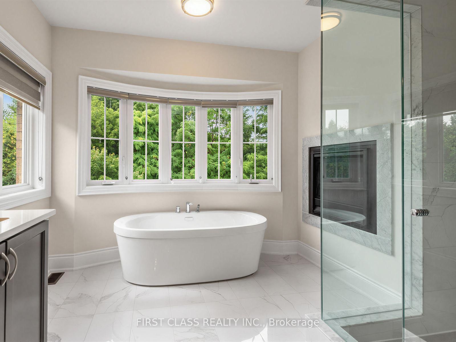 16 Macdonald Court • Richmond Hill, ON photo 31