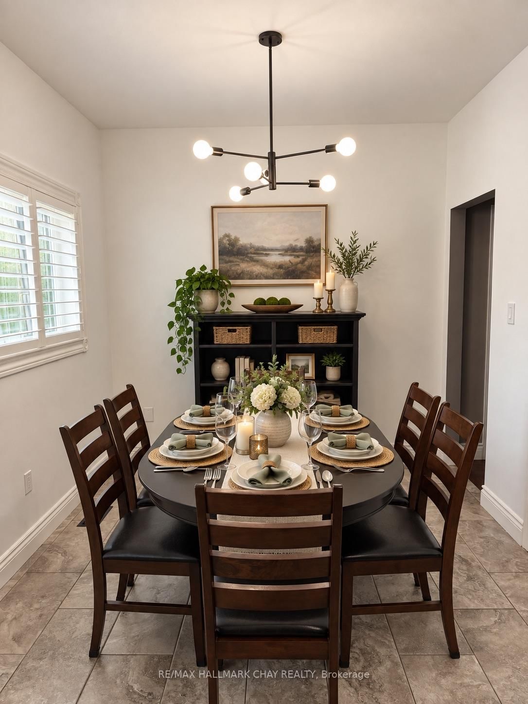 1925 Emerald Court • Innisfil, ON photo 10