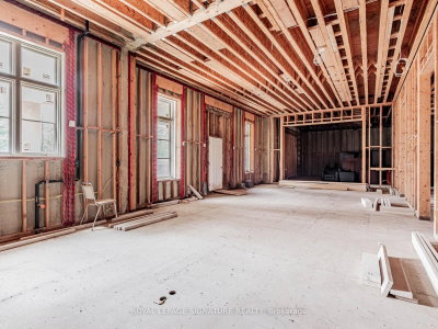 12068 Mccowan Road • Whitchurch-Stouffville, ON photo 9