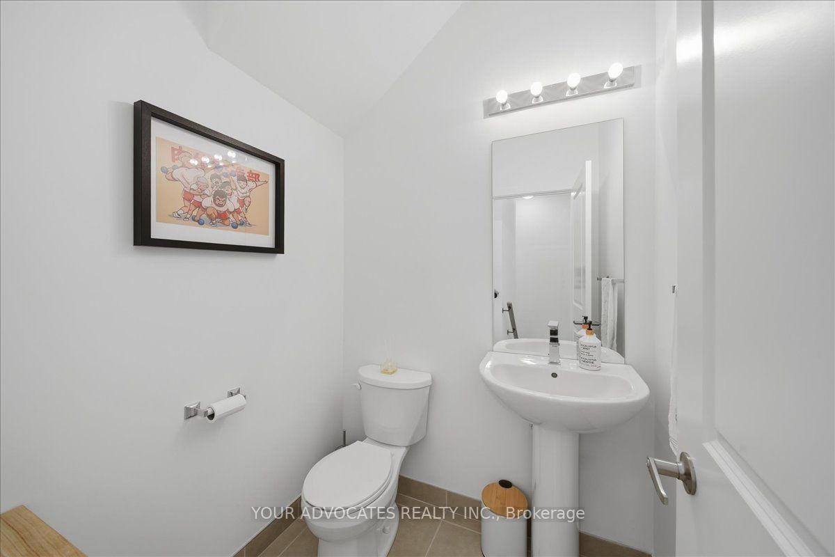 31 Nordic Lane • Whitchurch-Stouffville, ON photo 12