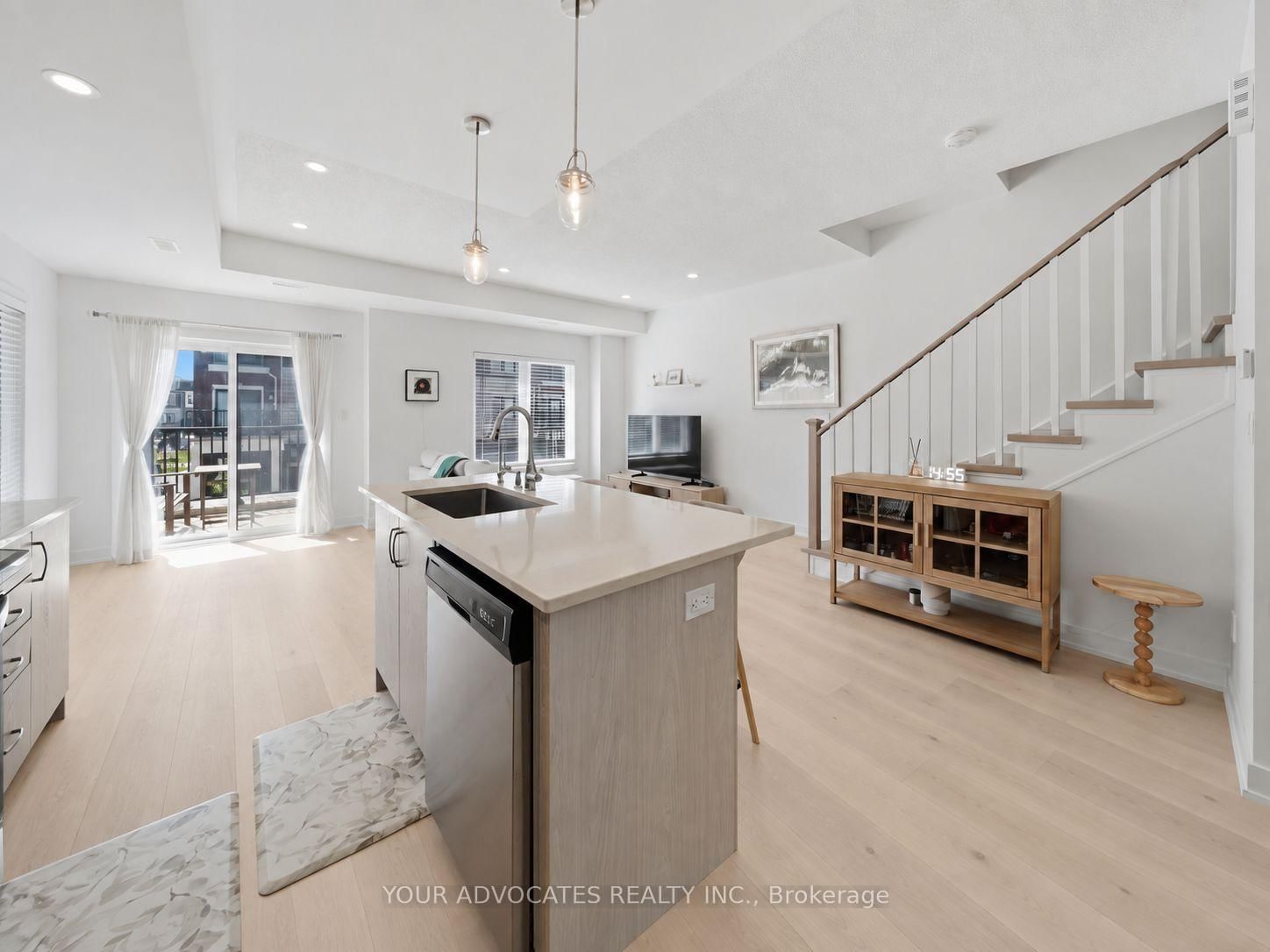 31 Nordic Lane • Whitchurch-Stouffville, ON photo 5