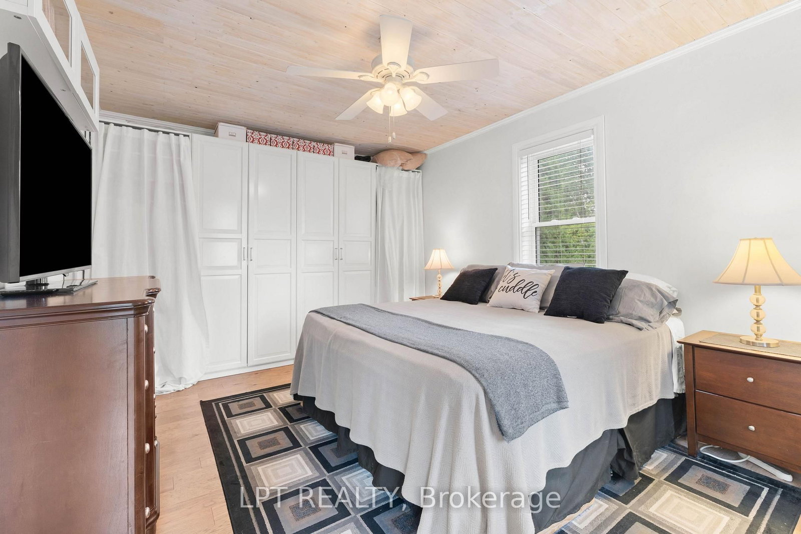 427 Lake Drive E • Georgina, ON photo 21