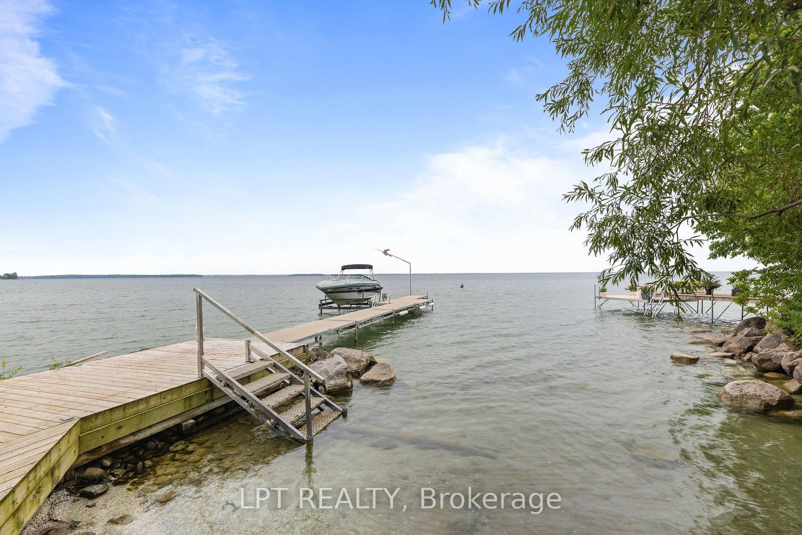 427 Lake Drive E • Georgina, ON photo 4