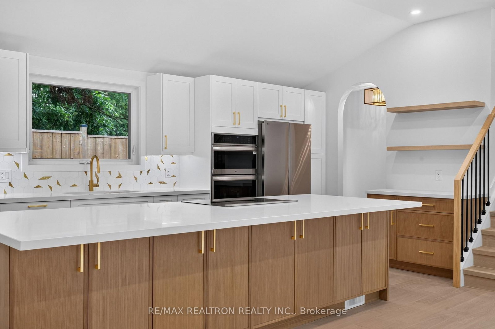 3 Reuben Street • Aurora, ON photo 18