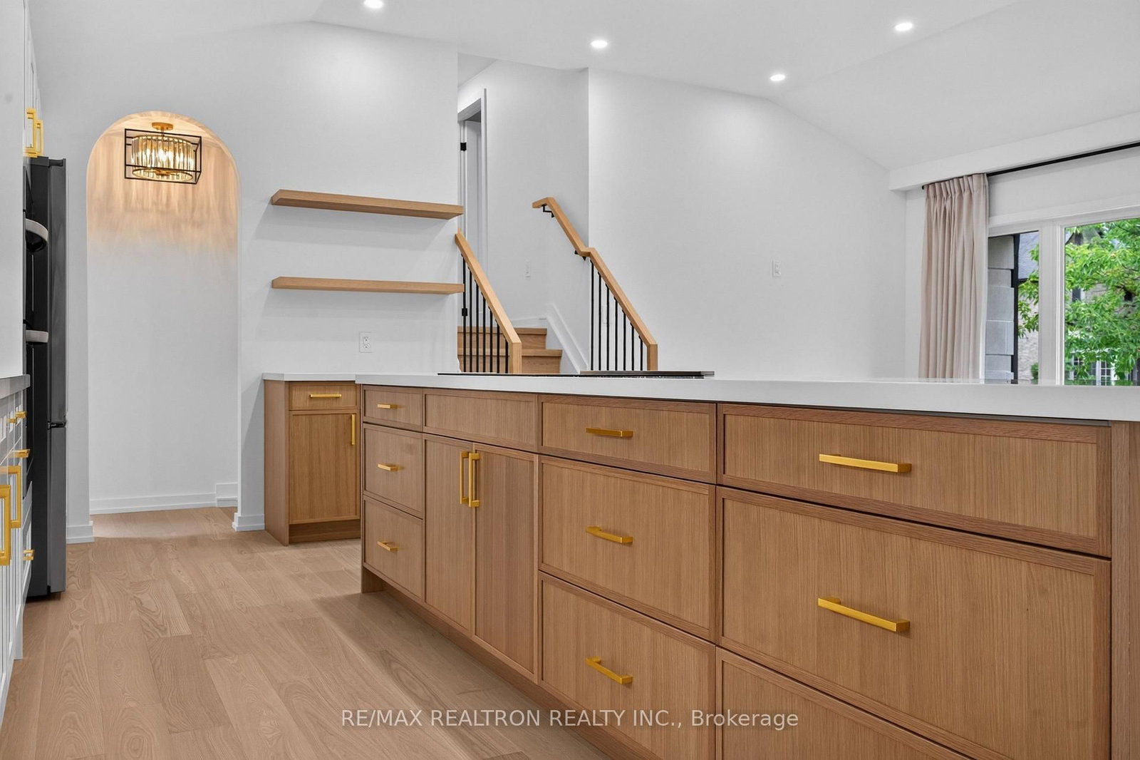 3 Reuben Street • Aurora, ON photo 20