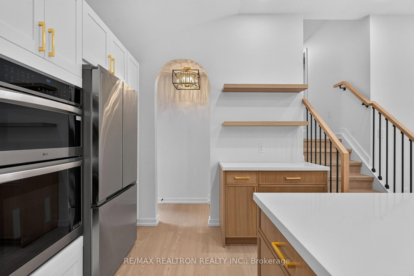 3 Reuben Street • Aurora, ON photo 22