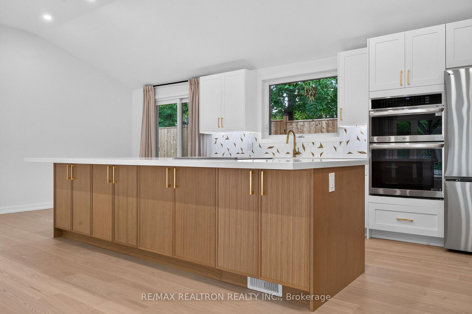 3 Reuben Street • Aurora, ON photo 24
