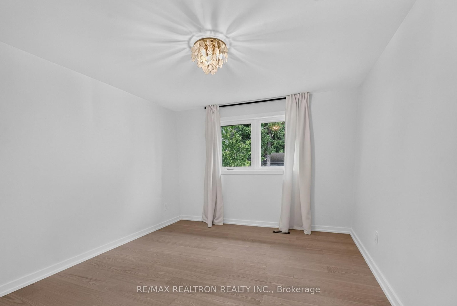 3 Reuben Street • Aurora, ON photo 34