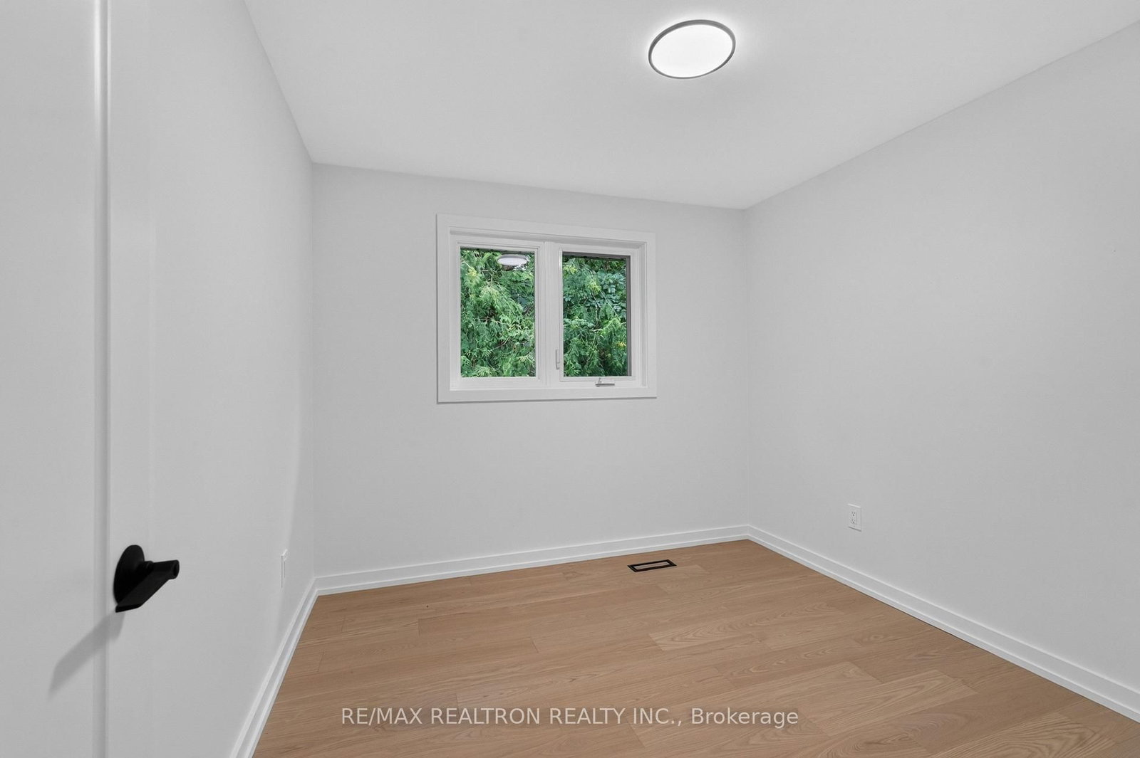 3 Reuben Street • Aurora, ON photo 36