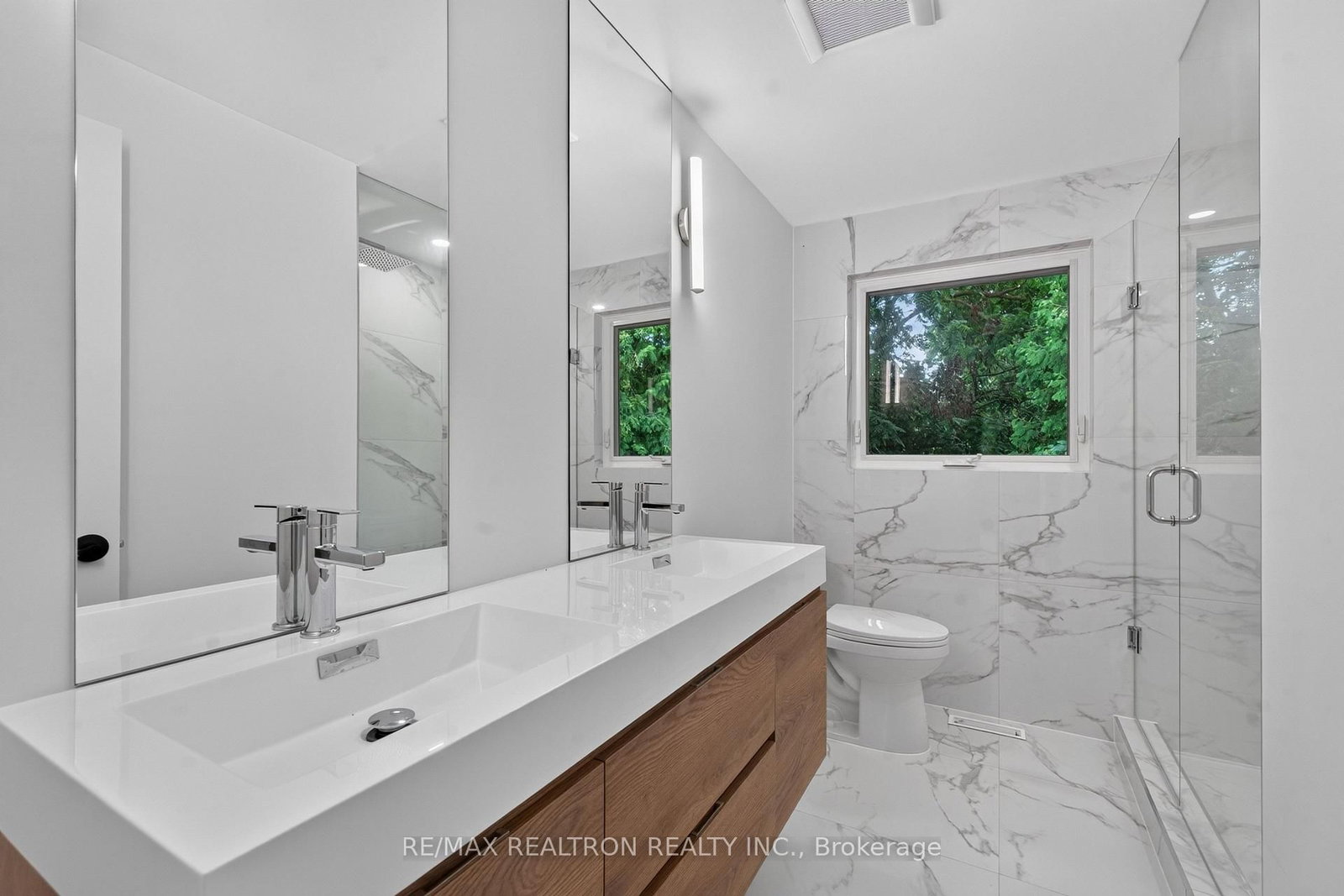 3 Reuben Street • Aurora, ON photo 37