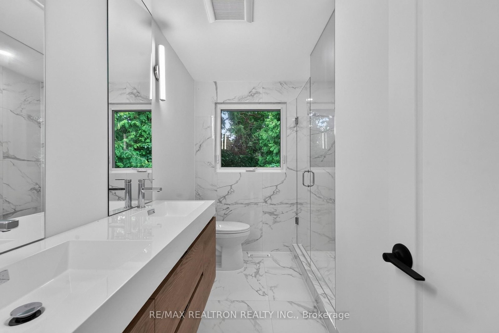 3 Reuben Street • Aurora, ON photo 38