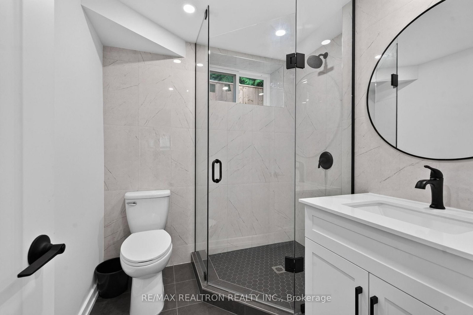 3 Reuben Street • Aurora, ON photo 40