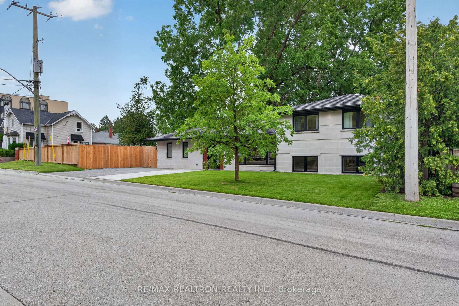 3 Reuben Street • Aurora, ON photo 46