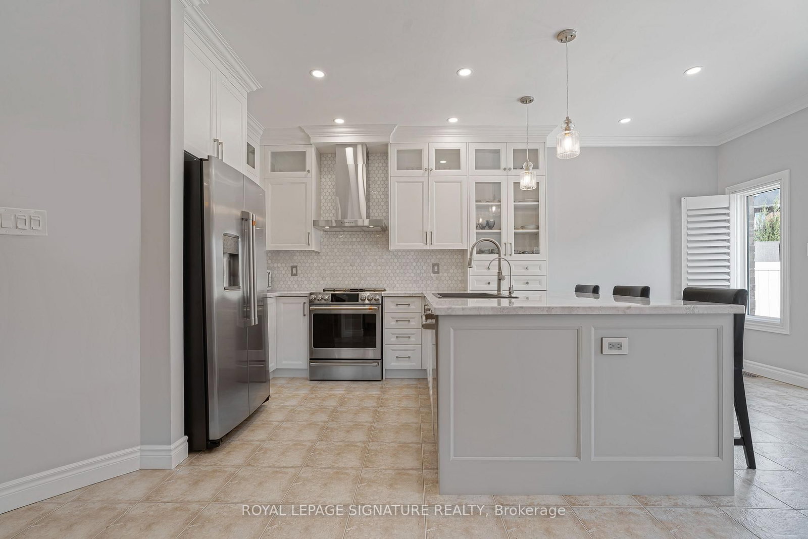 35 Mahogany Forest Drive • Vaughan, ON photo 12