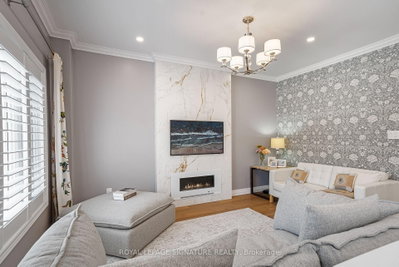 35 Mahogany Forest Drive • Vaughan, ON photo 9