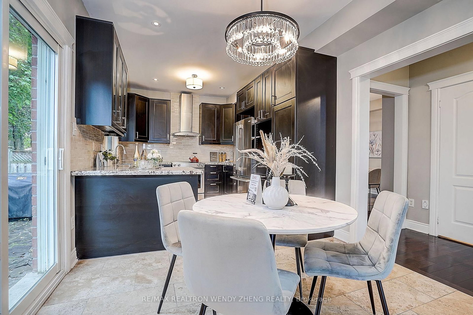 180 Stave Crescent • Richmond Hill, ON photo 16