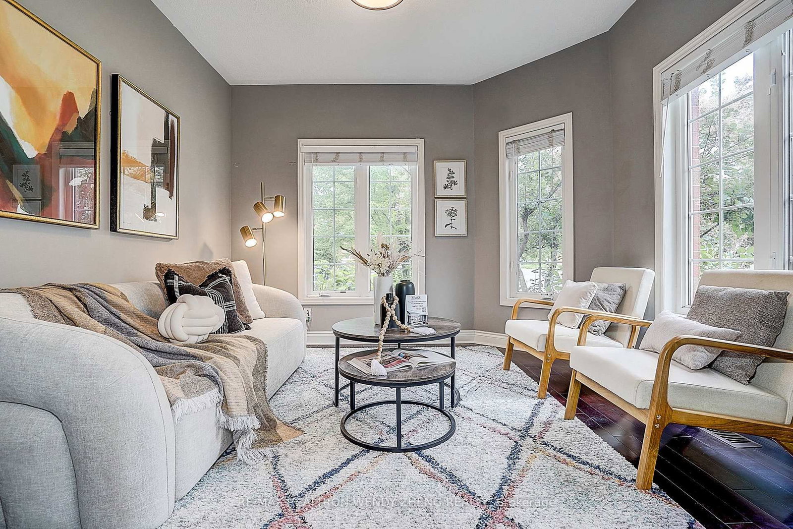 180 Stave Crescent • Richmond Hill, ON photo 5
