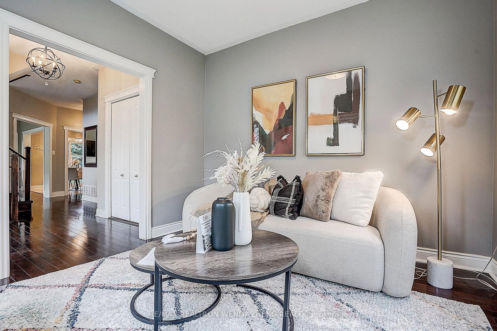 180 Stave Crescent • Richmond Hill, ON photo 8