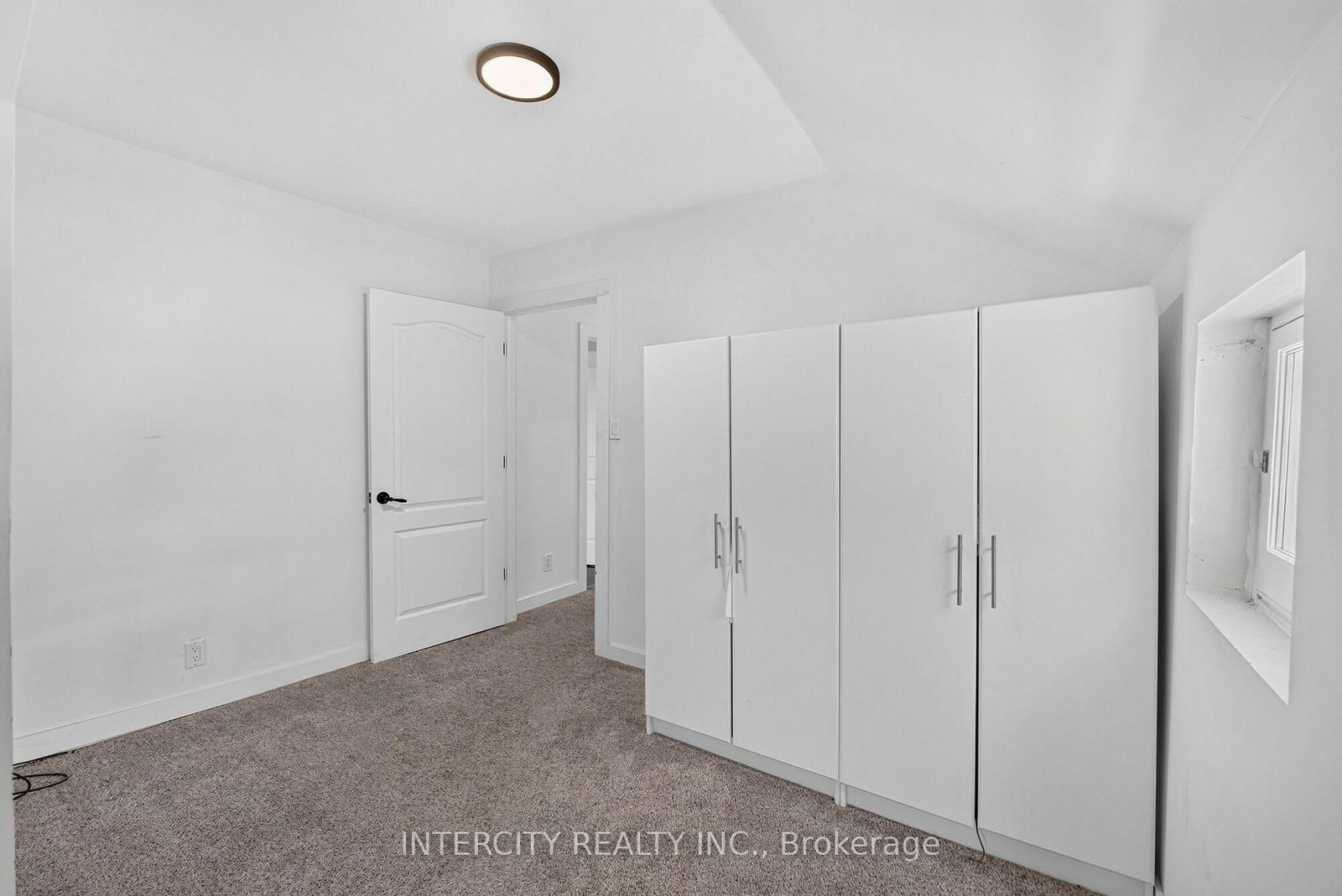 98 Essa Street • Bradford West Gwillimbury, ON photo 26