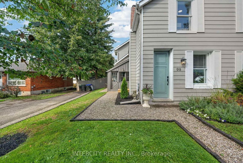 98 Essa Street