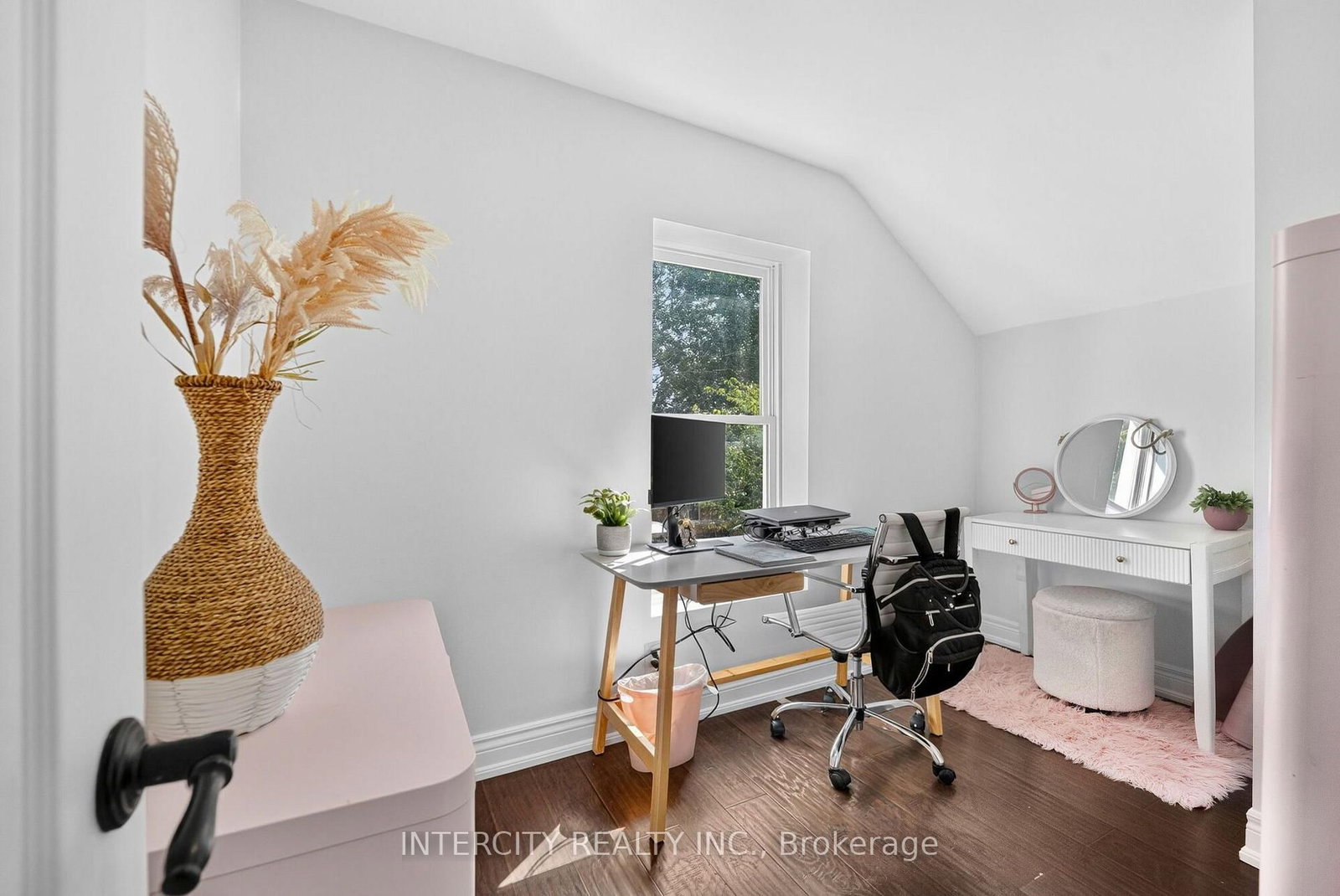 98 Essa Street • Bradford West Gwillimbury, ON photo 30