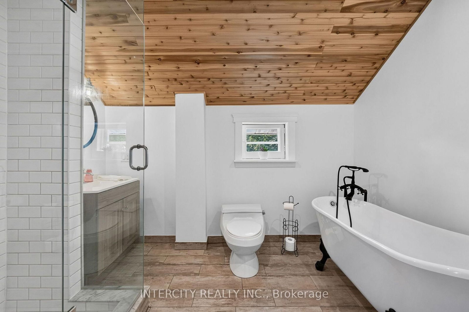 98 Essa Street • Bradford West Gwillimbury, ON photo 31