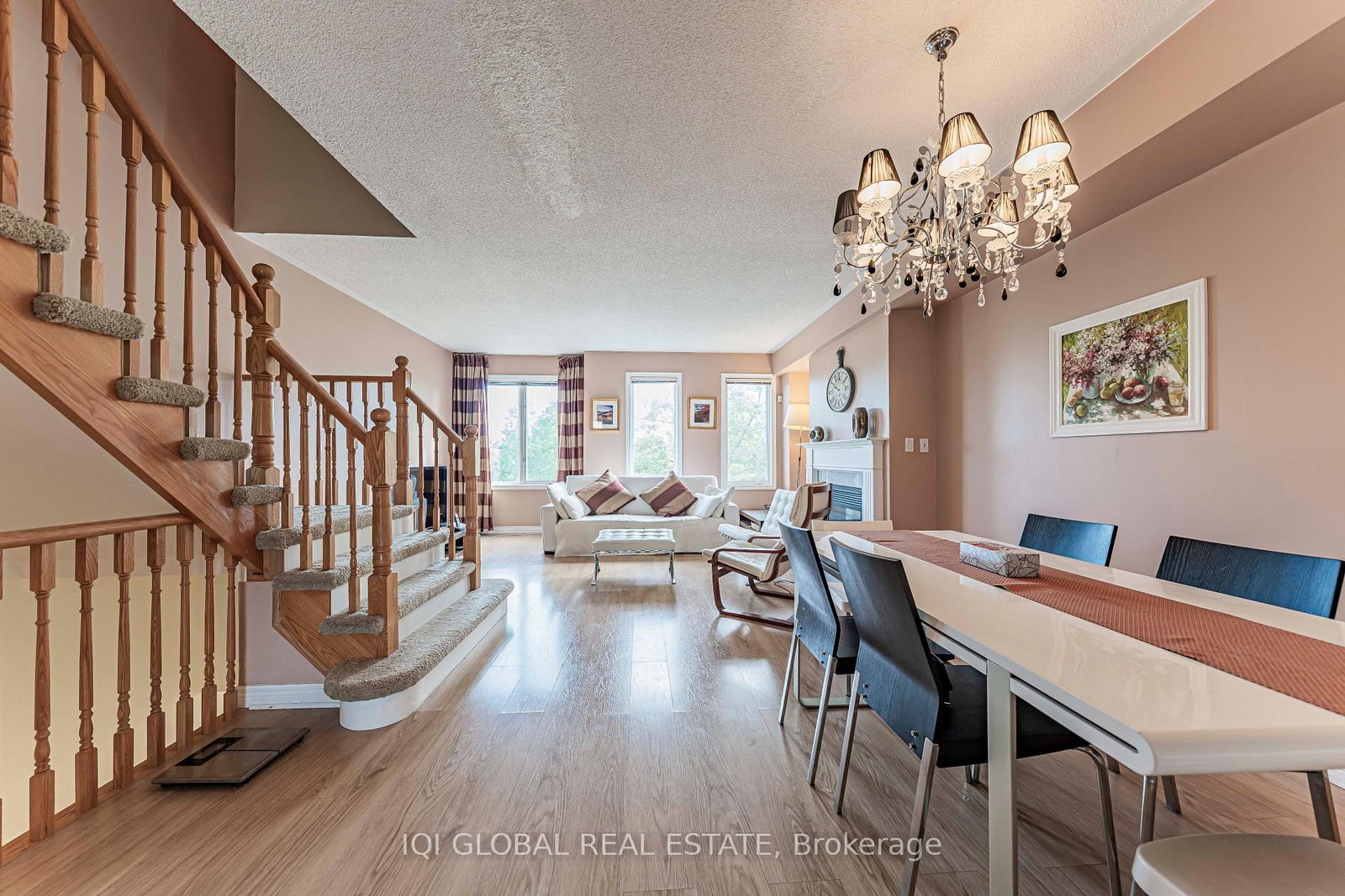 30 Pond Drive • Markham, ON photo 11