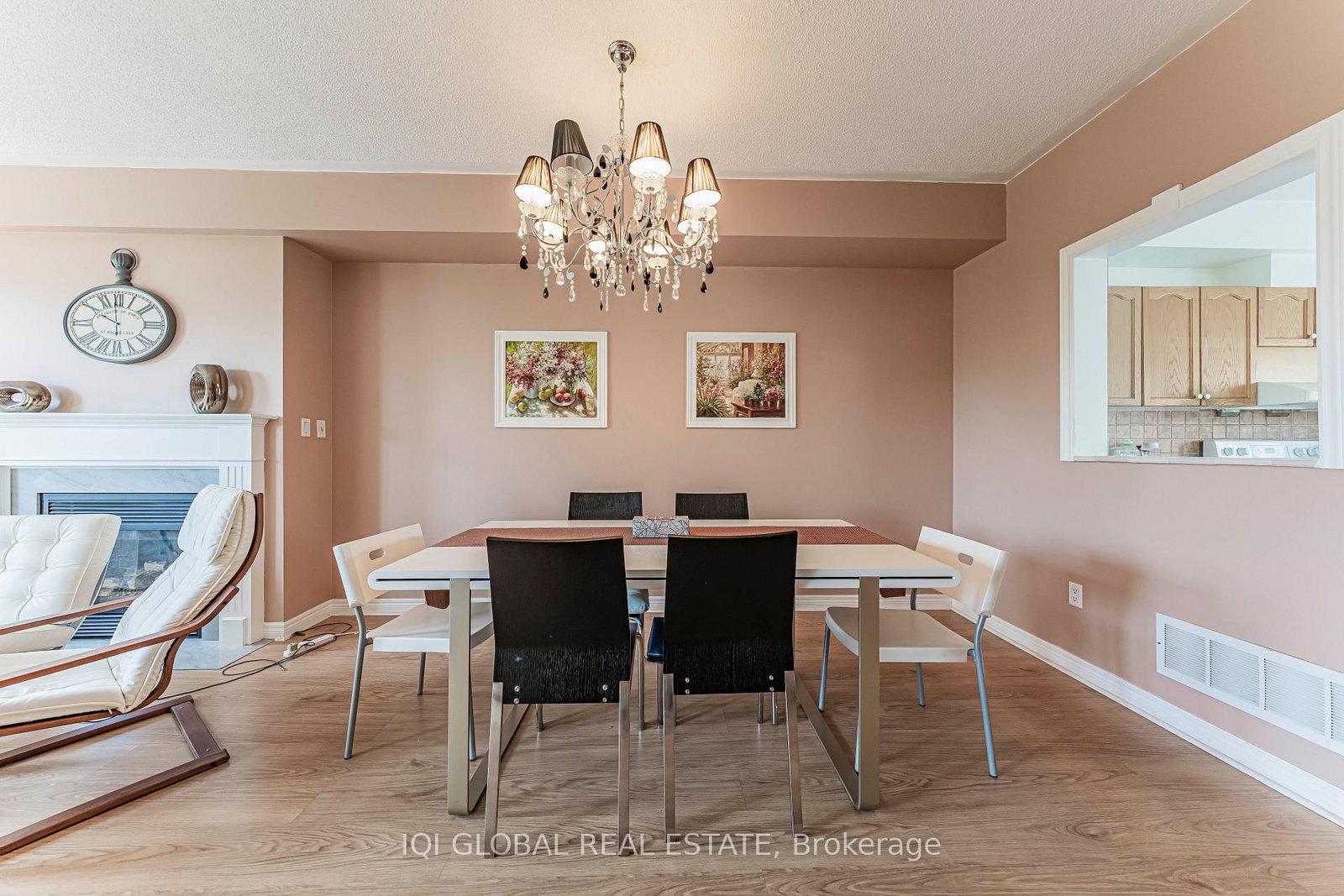 30 Pond Drive • Markham, ON photo 12