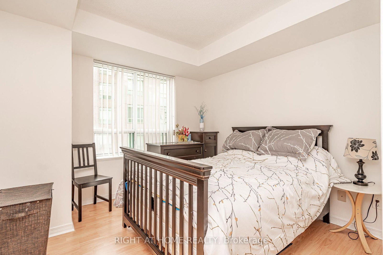 23 Oneida Crescent • #1010 • Richmond Hill, ON photo 21