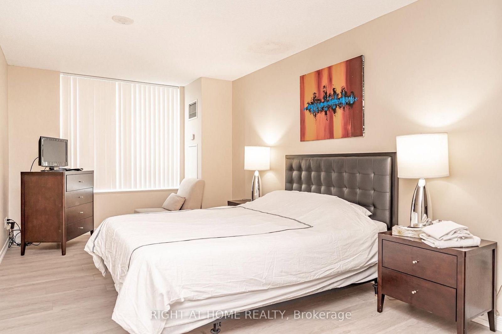 23 Oneida Crescent • #1010 • Richmond Hill, ON photo 36