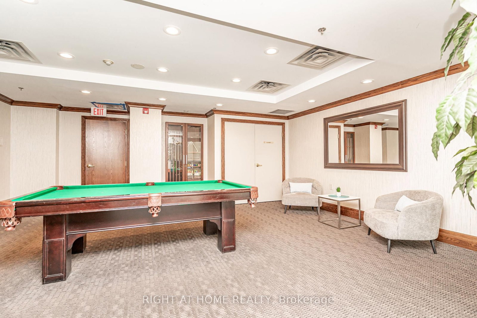 23 Oneida Crescent • #1010 • Richmond Hill, ON photo 37