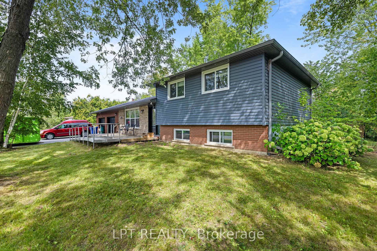 65 George Road • Georgina, ON photo 3