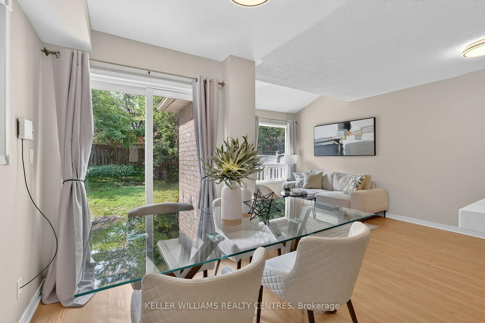 120 Woodroof Crescent • Aurora, ON photo 14