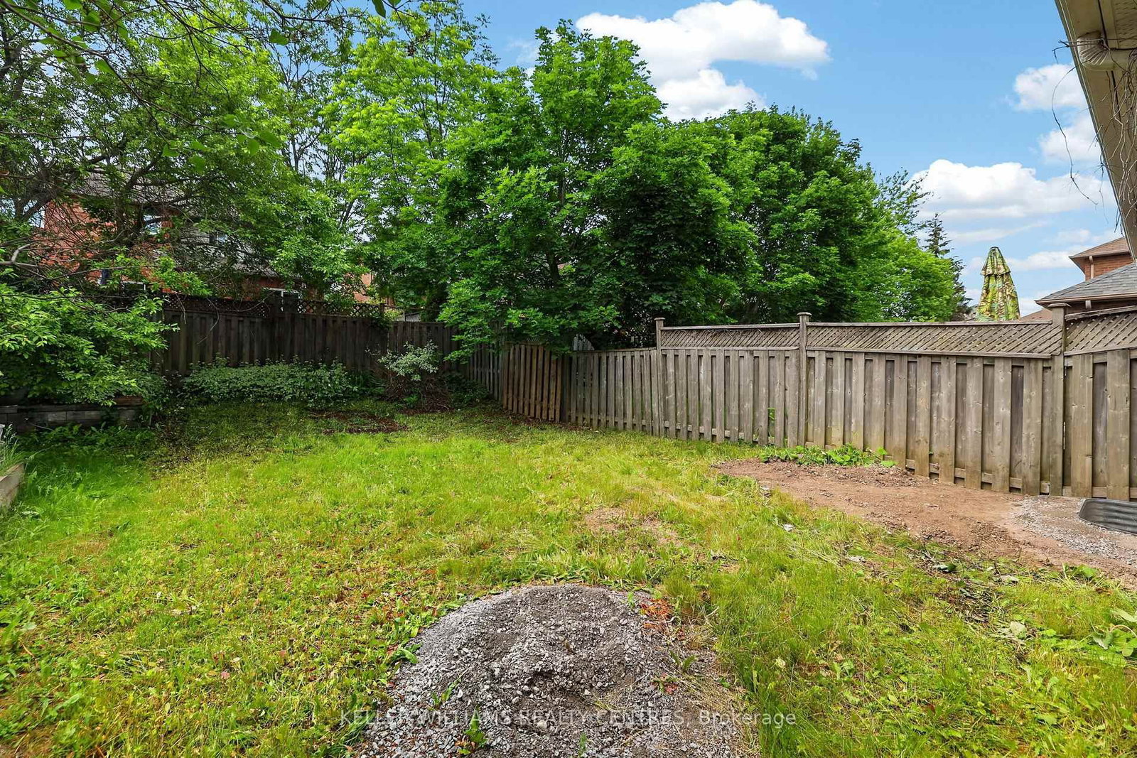120 Woodroof Crescent • Aurora, ON photo 34