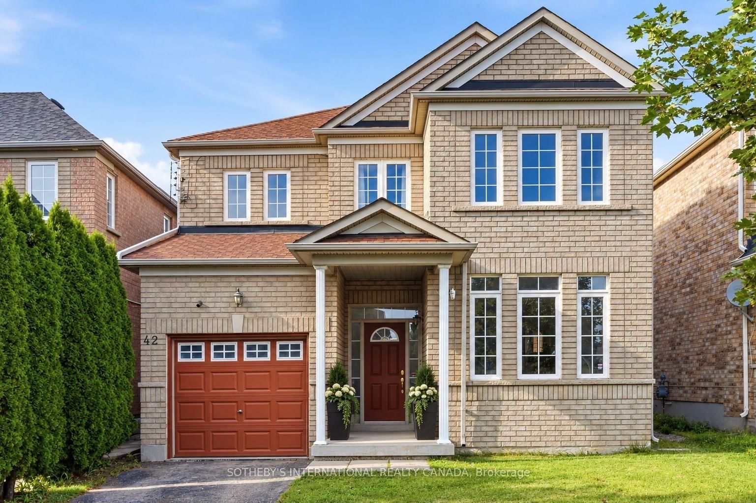 42 Chasser Drive • Markham, ON photo 2