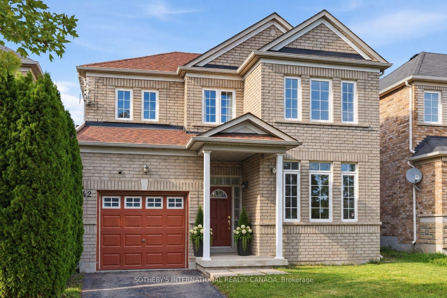 42 Chasser Drive • Markham, ON photo 3