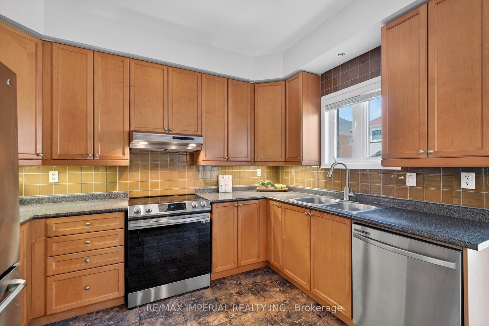 18 Davidoff Street • Markham, ON photo 16