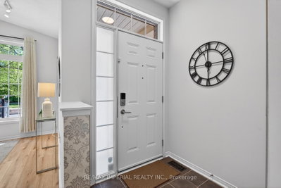 18 Davidoff Street • Markham, ON photo 3