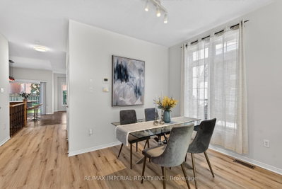 18 Davidoff Street • Markham, ON photo 8