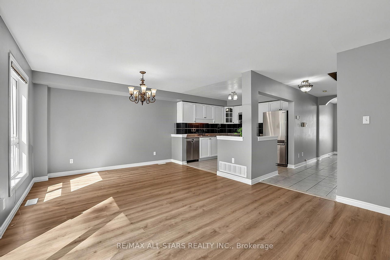 18 Lancaster Court • Georgina, ON photo 11