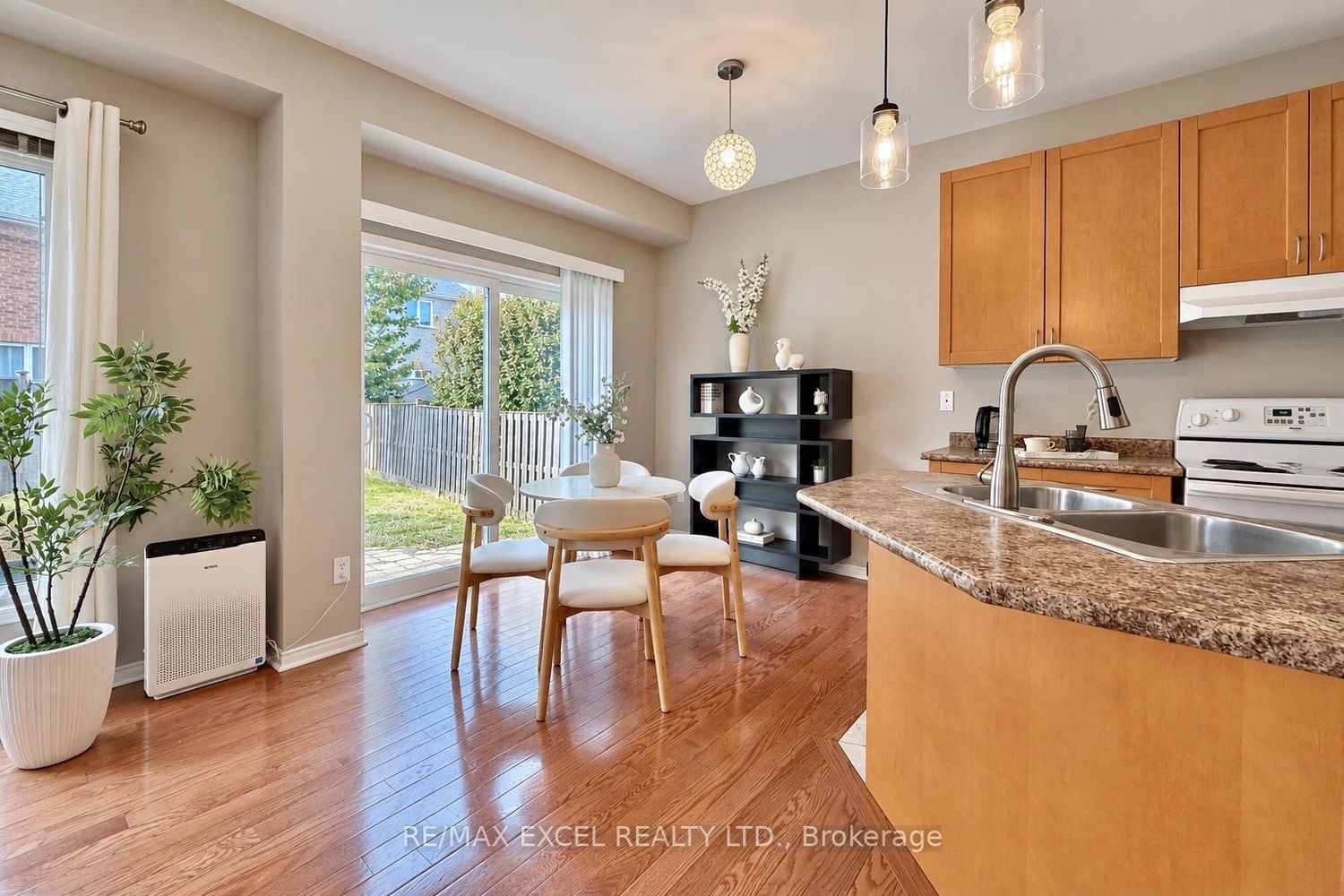1808 Castlemore Avenue • Markham, ON photo 13
