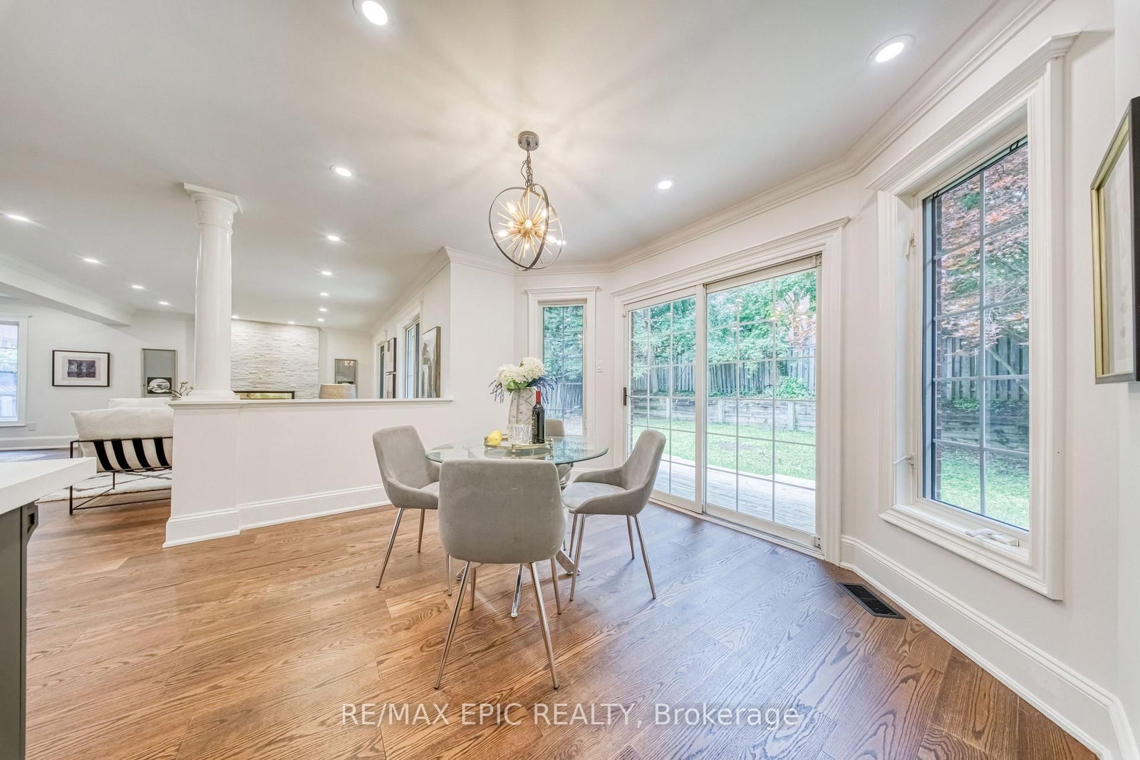 961 Damascus Court • Newmarket, ON photo 11