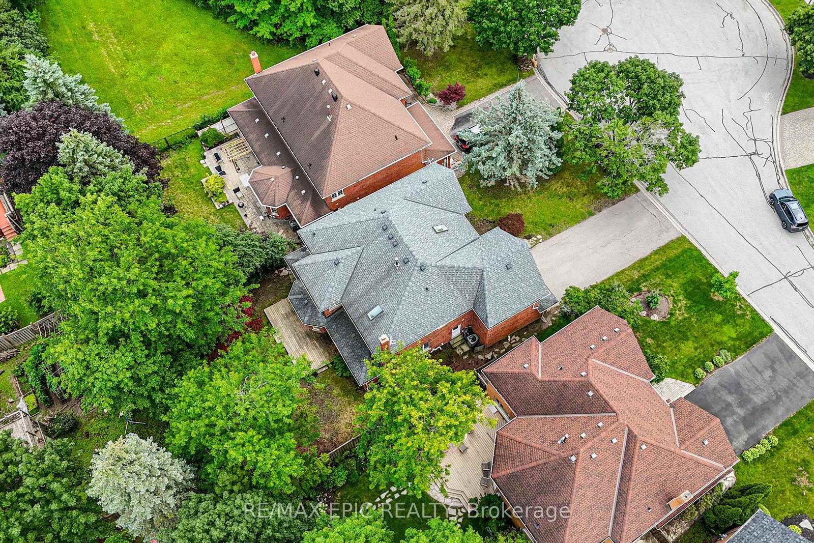 961 Damascus Court • Newmarket, ON photo 37