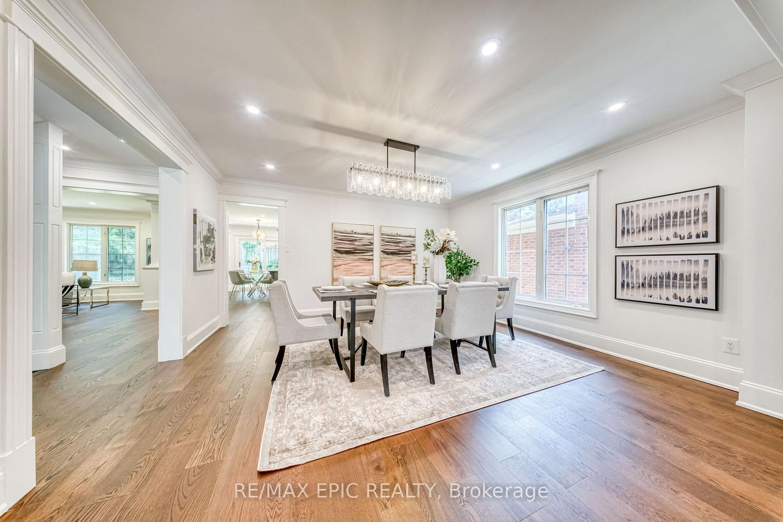 961 Damascus Court • Newmarket, ON photo 6